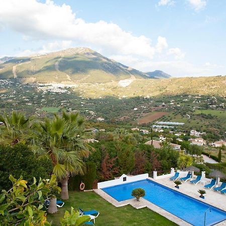 Hotel Cortijo De Salia Алькаусін Екстер'єр фото