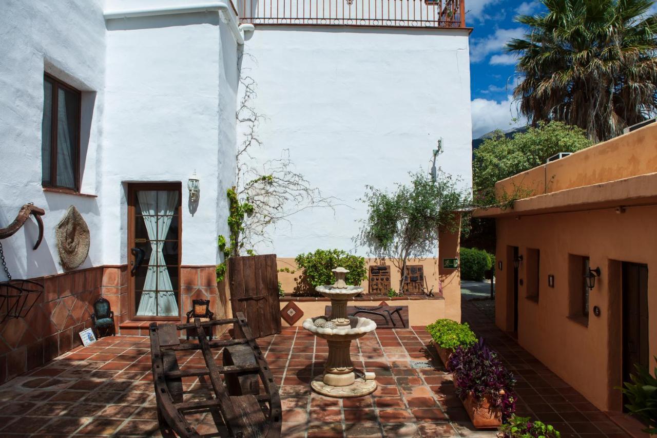 Hotel Cortijo De Salia Алькаусін Екстер'єр фото